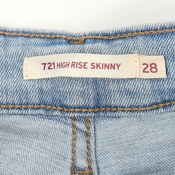 Levi's Jeans 721 High Rise Skinny Womens Size 28 x 30 Light Blue Wash Studded - Picture 4 of 9